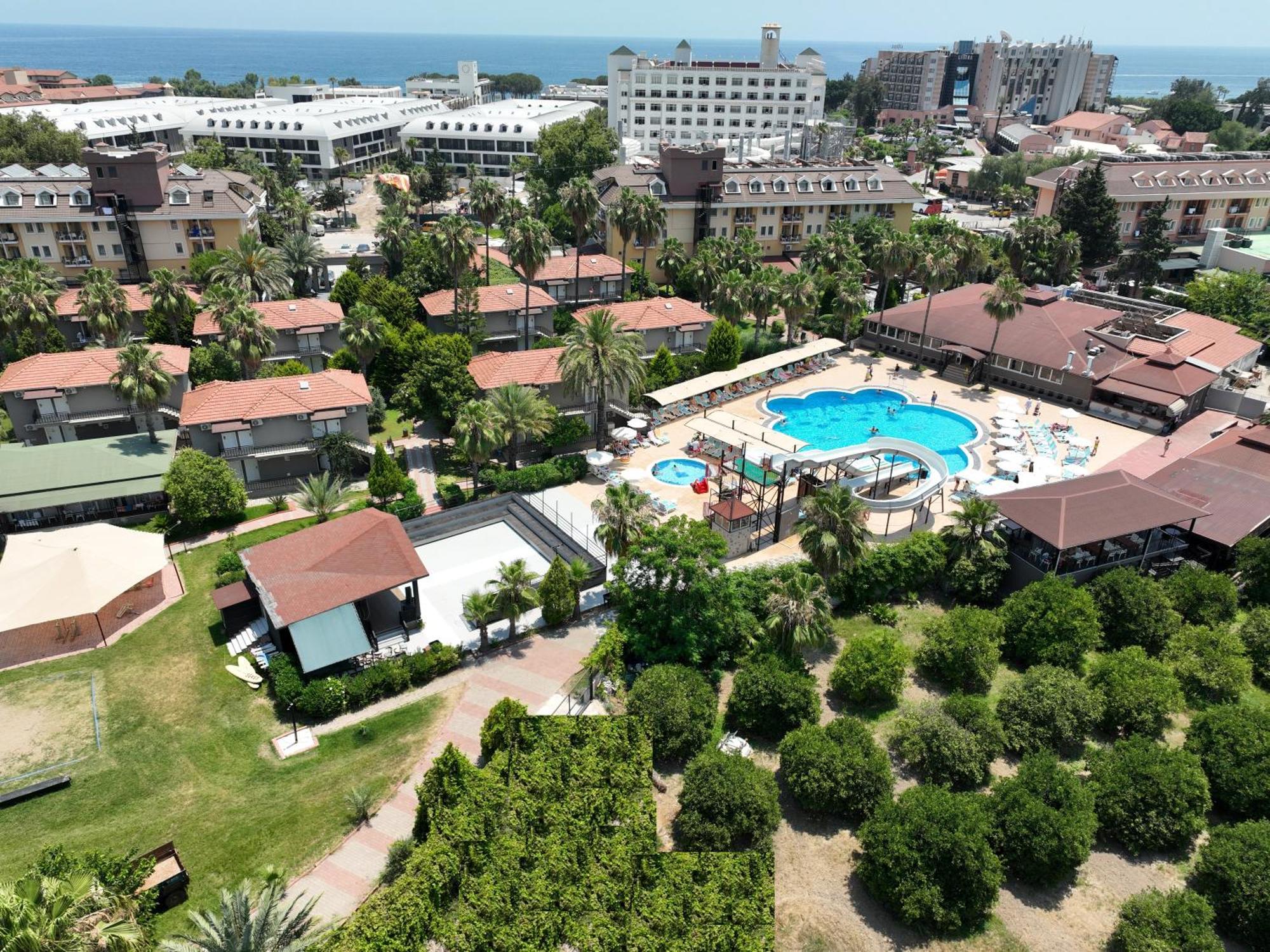 Mir'Amor Garden Resort Hotel アンタルヤ エクステリア 写真